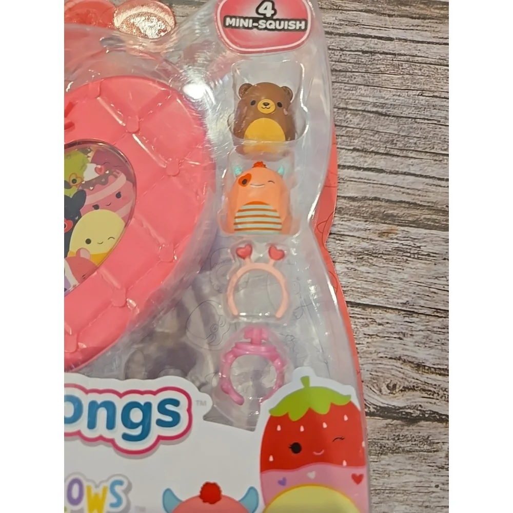 Squishmallows Squish-a-Longs Valentine Mini Figure 8-Piece Set (Series 2) (4)
